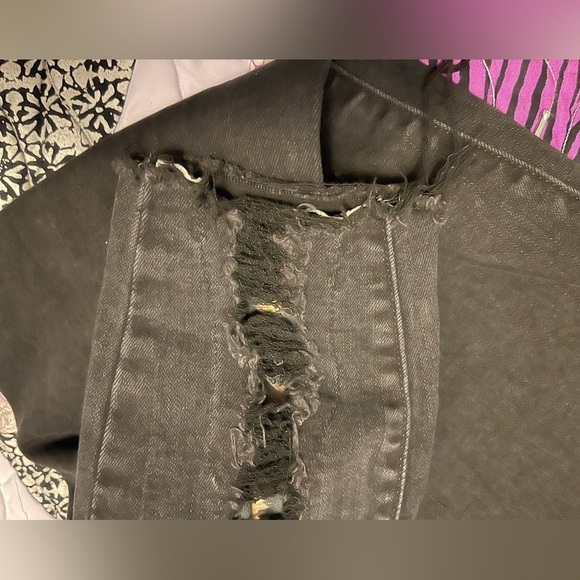 Judy Blue Leopard Patch Junior sz 15/32 Skinny Distressed Jeans Black Frayed Hem - Picture 8 of 10
